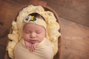 NYC newborn photos | www.ShirlySchvartzman.com